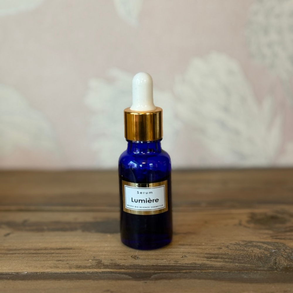 Serum Lumiére 1x20 ml.